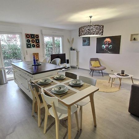 Charmant Appart Avec Garage Et Terrasse Au Coeur De Colmar, Pres De La Route Des Vins D'Alsace - Fr-1-722-6 Екстериор снимка