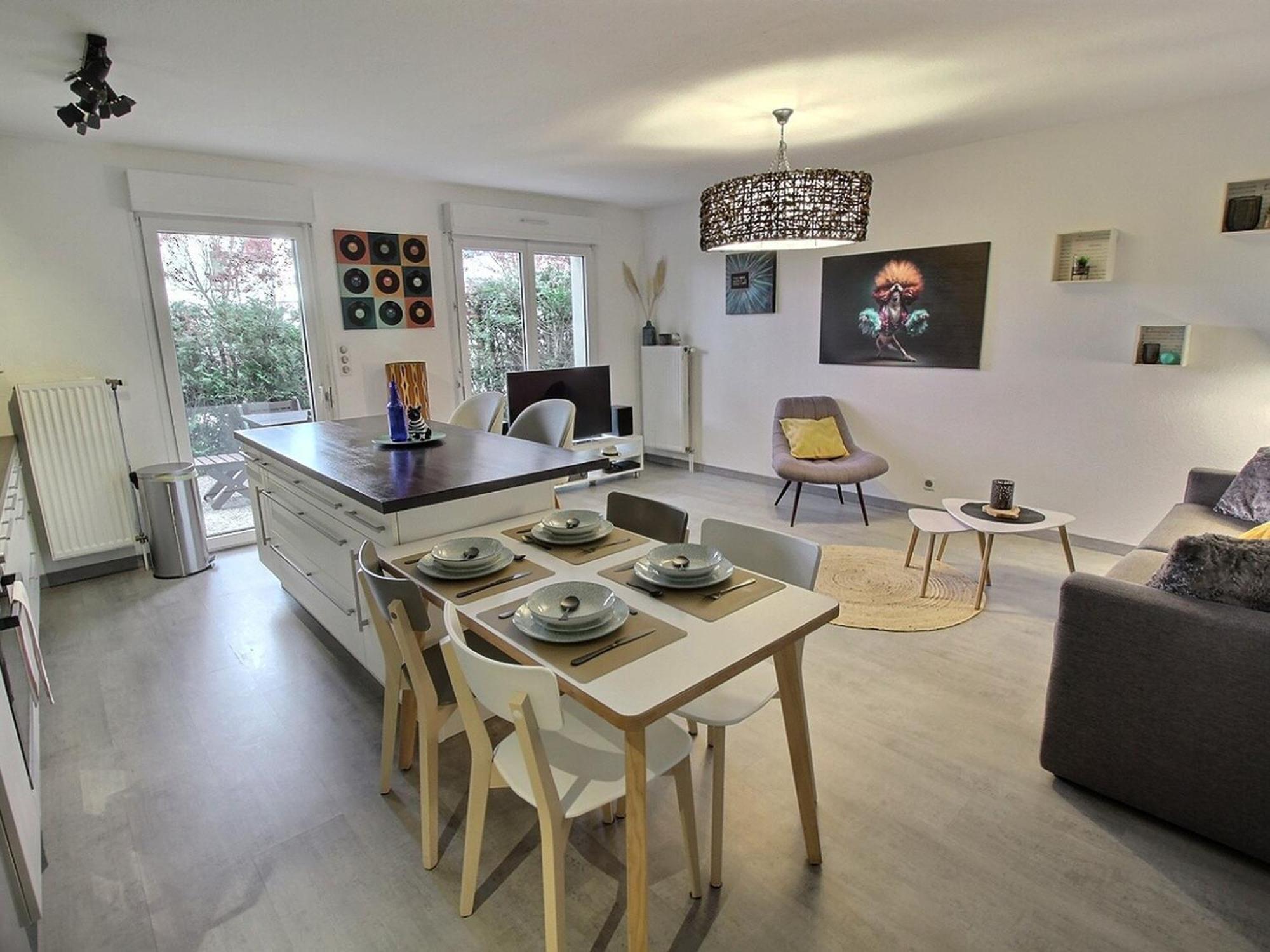 Charmant Appart Avec Garage Et Terrasse Au Coeur De Colmar, Pres De La Route Des Vins D'Alsace - Fr-1-722-6 Екстериор снимка